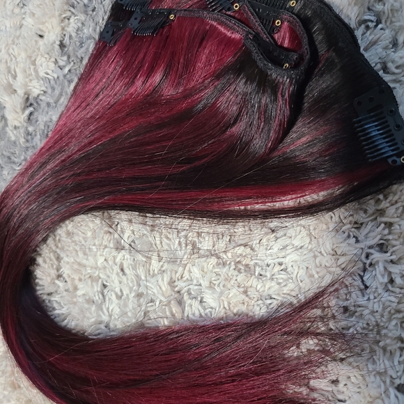 4 pc Red & Black Heat Resistant Hair Clip in Hair Extensions β¨οΈ 18 inch - Picture 3 of 8
